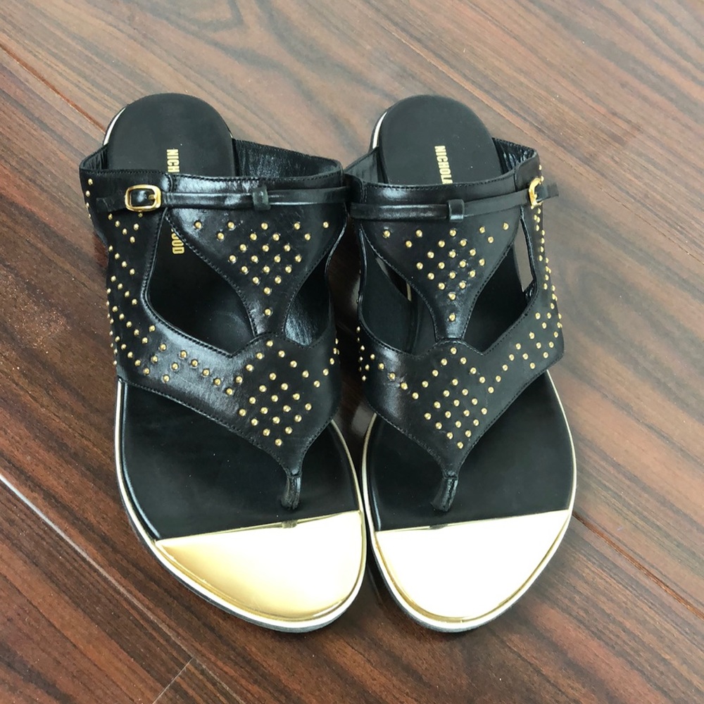 Nicholas Kirkwood 36.5 leather flat thong sandal
